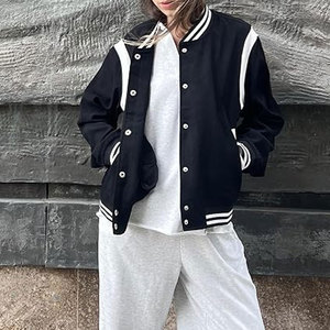 Blouson universitaire personnalisé pour femme, OEM, décontracté, boutonné, tissé, mode hiver, manches longues, tenue scolaire mignonne, poches, tendance, sportif - Product Image 4