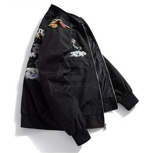 Chaqueta Sukajan de satén transpirable, duradera y de alta calidad con diseños artísticos tradicionales para uso casual. - Product Image 5