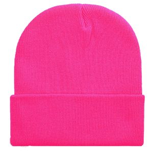 Bonnet en acrylique personnalisé unisexe, tricoté pour l'hiver, avec logo jacquard brodé, style streetwear, bonnet tendance tricoté à la machine - Product Image 1
