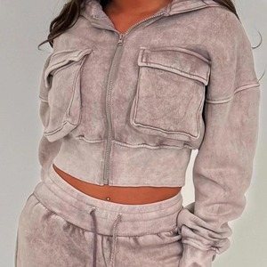 Conjunto Deportivo para Mujer, Sudadera Corta con Capucha, Rayas Coloridas, Pantalones Deportivos de Cintura Alta y Corte Acampanado, Ideal para Mujeres Altas, Ropa Casual para Estar en Casa o Hacer Ejercicio - Product Image 1