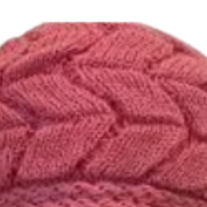 Gorro de invierno de punto trenzado rosa AKA con letras verdes bordadas, suave y cálido, para mujer, color rosa - Product Image 2