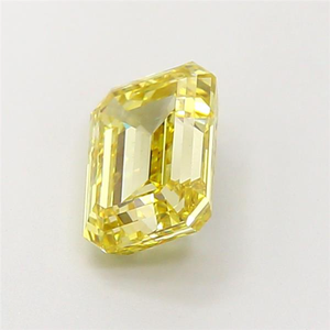 Diamant jaune de 2 carats, taille émeraude, rare, de couleur fantaisie, taille étagée, diamant non monté pour une œuvre maîtresse de joaillerie de luxe sur mesure - Product Image 1