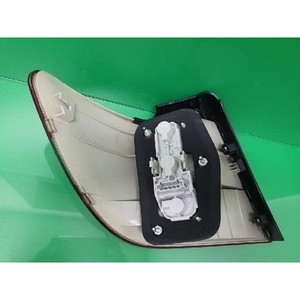 ชุดไฟท้ายขวา B-class มือสอง ของแท้ OEM 1698202664 - Product Image 2