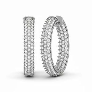 Boucles d'oreilles unisexes en argent sterling 925 avec breloque couronne à trois rangs de diamants Moissanite, design classique et éclat brillant - Product Image 1