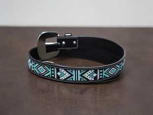 Ceinture en cuir véritable style western avec broderies florales, incrustations géométriques perlées faites à la main et boucle ardillon argentée, style décontracté - Product Image 3