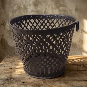 Cesta de Almacenamiento de Hierro Rústica Vintage con Asa para Lavandería, Frutas, Decoración de Interiores para Casa, Hotel o Granja - Product Image 5