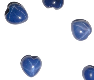 Saphir bleu étoilé en forme de cœur 9x9 mm 4 carats, cabochon poli créé en laboratoire avec effet étoile à 6 branches pour la fabrication de bijoux - Product Image 6
