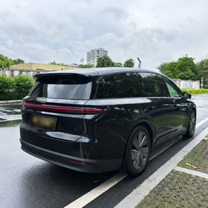 2025 Li A.uto I8 SUV électrique standard 2660 KM de autonomie 6 places Double moteur AWD - Product Image 6