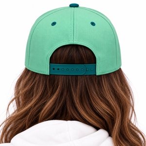 Casquette Snapback Unisexe Personnalisée pour le Streetwear Moderne, le Style Urbain Quotidien, les Voyages et les Tenues Décontractées au Quotidien - Product Image 2