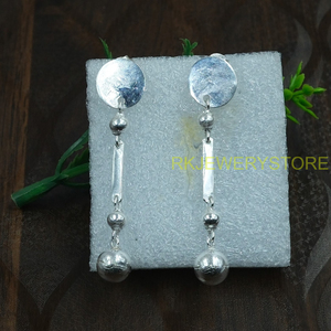 Pendientes Minimalistas de Plata 925 con Bola Colgante para Mujer, Pendientes Geométricos con Cuentas Colgantes, Joyería Moderna Hecha a Mano, Regalo para Ella - Product Image 5