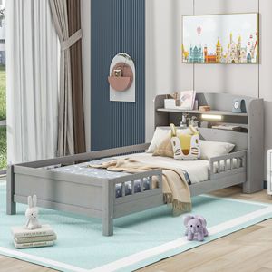 Letto a piattaforma in legno grigio antico per bambini, con luci LED integrate, testiera contenitore e sponda di protezione - Product Image 3