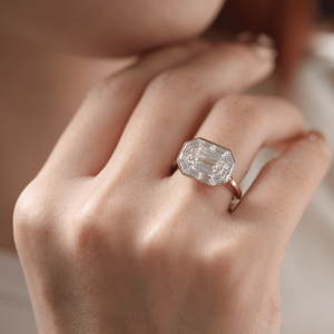 Wholesale 14K Solid Yellow Gold 2.5ct Lab Grown <b>Diamond</b> <b>Ring</b> Antique Emerald Cut Bezel Set Halo Engagement <b>Ring</b> - Product Image 1