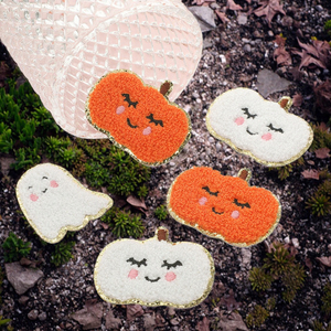 Écussons en chenille pour vêtements de mode, personnalisation OEM, production de badges à coudre pour marques de détail, acheteurs en gros et marchés d'exportation - Product Image 3
