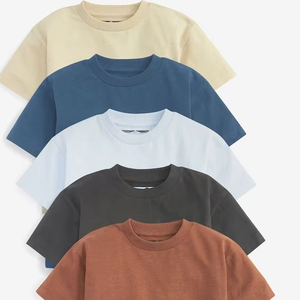 T-shirt unisexe à col en V, imprimé avec un motif WATERMARK sur le devant, coupe classique, 100% coton, écologique, logo personnalisé - Product Image 1