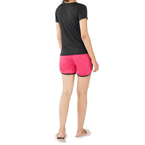 Nuevo conjunto de dos piezas de verano para mujer, de alta calidad, a la moda, informal, de color sólido, con pantalones cortos y top para chicas, con estampado personalizado. - Product Image 5