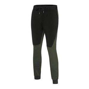 Chándal Deportivo para Hombre en Color Verde Oliva y Negro con Bloques de Color, Manga Larga, Capucha, Corte Regular y Bolsillos Laterales, Ropa Deportiva de Otoño - Product Image 5