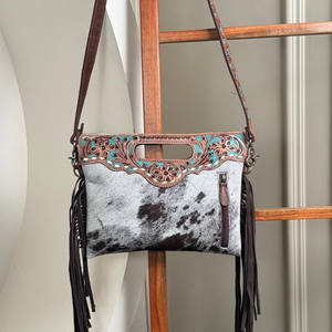 2025 dernière mode femmes sacs personnalisés usinés à la main en cuir de vachette sacs à main manipulés fermeture éclair bandoulière épaule frange sacs - Product Image 5