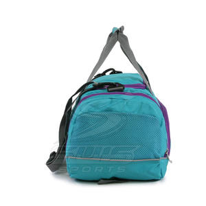 Sac de sport de voyage grand format, durable, imperméable et léger pour hommes - Sac de voyage grand format et durable - Product Image 5