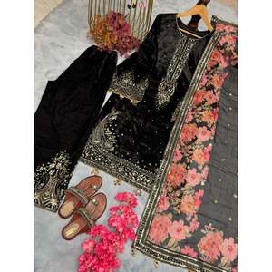 Ensemble haut et pantalon palazzo en velours de créateur pour les soirées d'hiver, magnifique dupatta inclus - Product Image 4