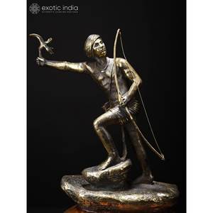 14 \ "Escultura artesanal Birsa Munda Obra de arte fina en la categoría de esculturas - Product Image 2