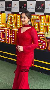 Robe traditionnelle rouge brodée longue jusqu'au sol pour femmes, tenue de mariage, style Inde Pakistan, polyester extensible, coupe régulière, toutes tailles - Product Image 3