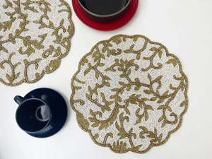 Handcrafted Eco-Friendly Customizable Beaded Round <b>Placemat</b> Christmas <b>Table</b> Mat Festive Holiday <b>Table</b> Decor for <b>Dining</b> and Party - Product Image 4