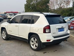 Jeep Compass 2.4L 4x4 SUV compact avec toit ouvrant automatique, 5 portes, 5 places, voitures d'<span class=keywords><strong>occasion</strong></span> chinoises, conduite à gauche, importées - Product Image 6