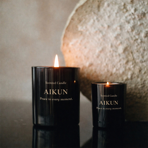 Vela Aromática Premium AIKUN con Aroma a Musk y Ébano en Frasco de Vidrio Negro, Aroma Profundo y Amaderado para Pedidos al por Mayor para Hoteles - Product Image 1