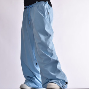 Venta al por mayor de pantalones de esquí de gran tamaño personalizados Estilo libre impermeable ropa suelta al aire libre para el invierno para los hombres pantalones de esquí - Product Image 1