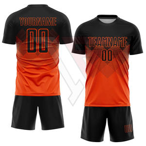 Uniforme de Fútbol Profesional Personalizado, Conjunto de Camiseta de Fútbol Transpirable de Poliéster, Fabricación OEM - Product Image 4