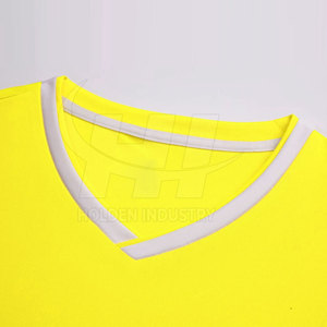 <b>Hot</b> Sale Soccer Jersey Lightweight Fabric Soccer Jersey Sweat Control Soccer Jersey Sports Outfit - Product Image 3