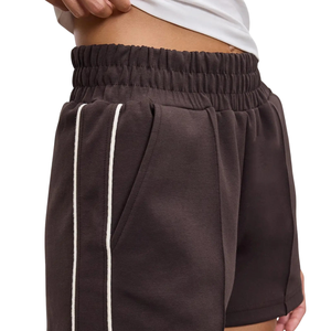 Shorts de sport respirants pour femmes avec passepoil, vêtements de sport décontractés, entraînement, course à pied, gym, détails passepoilés, légers, coupe-vent, imperméables - Product Image 3