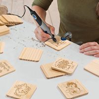 Sous-verres et supports carrés de luxe en bois naturel brut faits à la main, diamètre 300 mm, épaisseur 3 mm, modèle artisanal supplémentaire 0.47