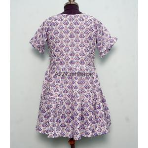Robe d'été vintage élégante pour femme, 100% coton, mini, coupe trapèze, col en V, manches courtes, imprimé floral, pour le bureau ou les soirées - Product Image 6