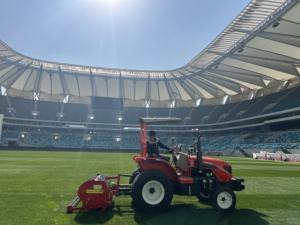 Aérateur de pelouse pour la santé du gazon, l'aération du sol et l'entretien des pelouses – Équipement professionnel pour l'entretien et la revitalisation des pelouses (Prix de dépôt) - Product Image 3
