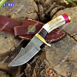 มีดสกินเนอร์ดามัสกัสคุณภาพสูง ตีขึ้นรูปด้วยมือ ด้ามจับทำจากเขาสัตว์ ด้ามทองเหลืองหลากสี ผลิตตามสั่ง สำหรับการล่าสัตว์  ขั้นต่ำในการสั่งซื้อน้อย - Product Image 4
