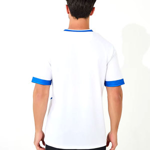 เสื้อฟุตบอลตาข่ายขนาดใหญ่สำหรับผู้ชายเสื้อยืดตาข่ายบาสเก็ตบอลพิมพ์ลายสกรีนได้ตามต้องการ - Product Image 3