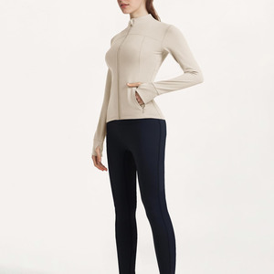 Chaqueta deportiva para mujer, hecha a medida, ropa deportiva de alta calidad y chaqueta de yoga ajustada con cremallera y bolsillo para gimnasio y correr - Product Image 5