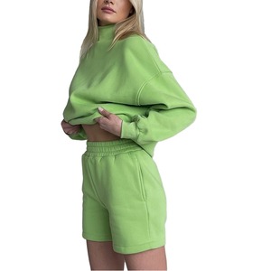 Ensemble 2 pièces loungewear pour femme 2026 Designer TAHAD : Veste à demi-zip à manches courtes et short, personnalisable avec logo - Product Image 1