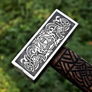 Hache de Bûcheron Celtique à Manche en Bois, Lame en Acier Carbone, Étui en Cuir, Longueur Totale 15 Pouces, pour Activités de Plein Air - Product Image 4