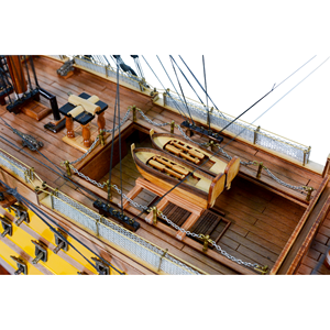 เรือจำลอง HMS Victory ทำจากไม้ซีดาร์ งานแฮนด์เมด ทาสีลายเรือแบบกองทัพเรือ ประกอบเสร็จพร้อมโชว์ ใช้เป็นของขวัญ ผลิตในเวียดนาม OMH T101 น้ำหนัก 7 กก. - Product Image 5
