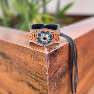 Pulsera de cuero genuino de grano completo de calidad superior Western Tooled Leather Turquoise Floral Cuff Custom Cowhide Women Wristband - Product Image 2