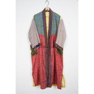 Robe Kimono Vintage en Soie, Style Bohème, Tenue de Détente, Cache-maillot de Festival, Kimono Sari Fait Main en Patchwork, Peignoir en Soie Recyclée, Unisexe - Product Image 2