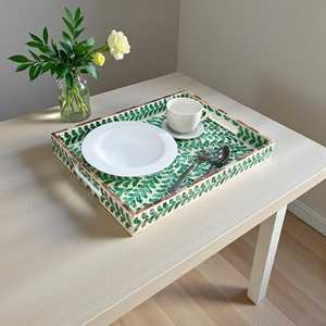 Bandeja de servir hecha a mano de nácar, rectangular, con patrón de remolino verde, artesanía artesanal, accesorio de mesa, venta al por mayor para hoteles, sostenible - Product Image 2