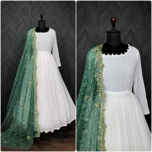 ชุด anarkali สำหรับงานแต่งงานที่สง่างามผ้าทอจากพื้นความยาวถึงพื้นมีการตกแต่งด้วยลูกไม้ - Product Image 2