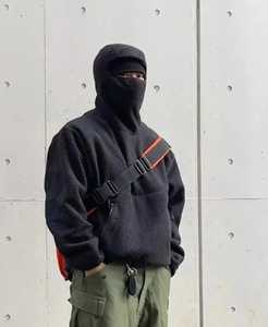 Sweat à capuche épais et chaud en polaire moelleuse, écologique, respirant, en polyester/coton, brodé, avec poches personnalisées et doublure Sherpa intégrée - Product Image 2