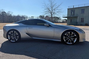 รถยนต์ Lexus LC 500 ปี 2018 มือสองคุณภาพดี ราคาประหยัด - Product Image 3