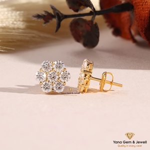 Boucles d'oreilles clous en or massif 14 carats pour femme, serties de sept diamants CVD de laboratoire, taille ronde, couleur D-E-F, clarté VVS-VS, 2,50 carats au total, motif floral. - Product Image 2