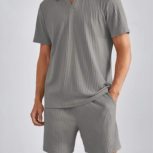Ensemble de survêtement décontracté d'été pour homme de qualité supérieure, ensemble de jogging uni pour le fitness, ensemble deux pièces d'été pour homme - Product Image 1
