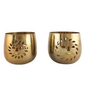 Finition or de qualité supérieure Fer Soleil Visage Conception Poinçonné Coupe Votive Titulaire Élégant Luxueux Maison Hôtel Table Bougie Pot Autre - Product Image 3